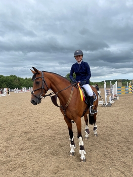 Abigail Leadbetter scoops top spot in the Nupafeed Supplements Senior Discovery Second Round at Eland Lodge Abigail Leadbetter scoops top spot in the Nupafeed Supplements Senior Discovery Second Round at Eland Lodge